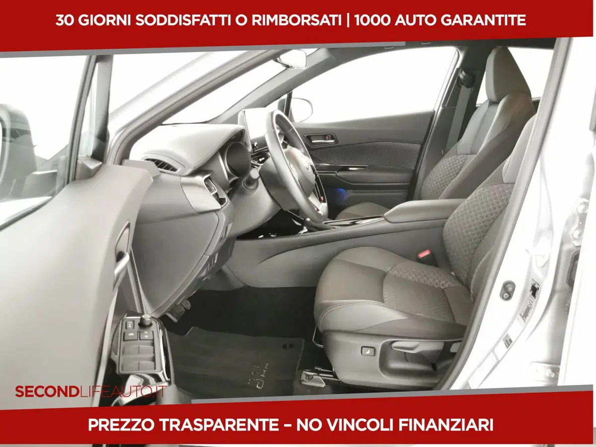 Toyota Toyota C-HR usata a Roma (5)