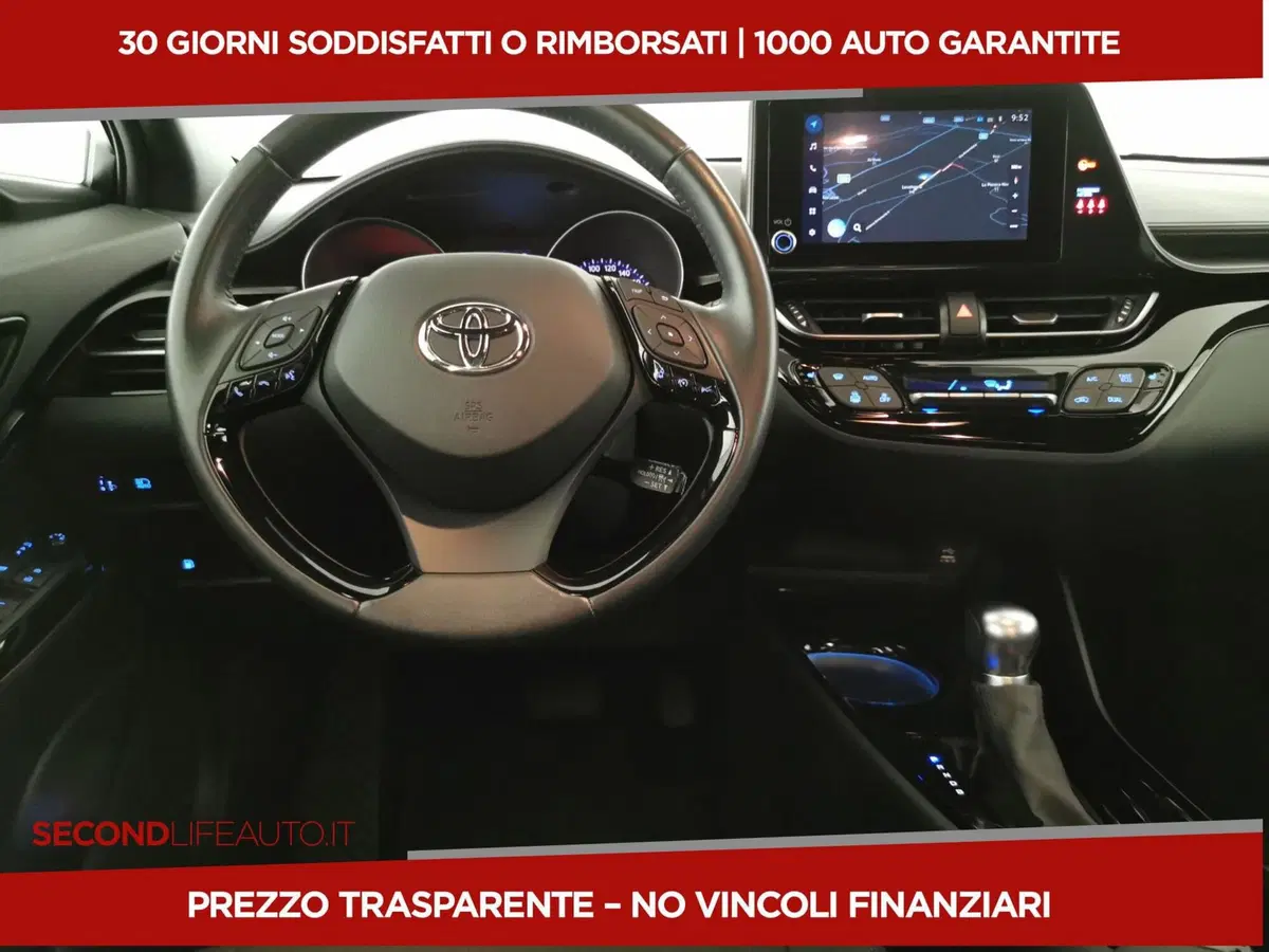 Toyota Toyota C-HR usata a Roma (9)