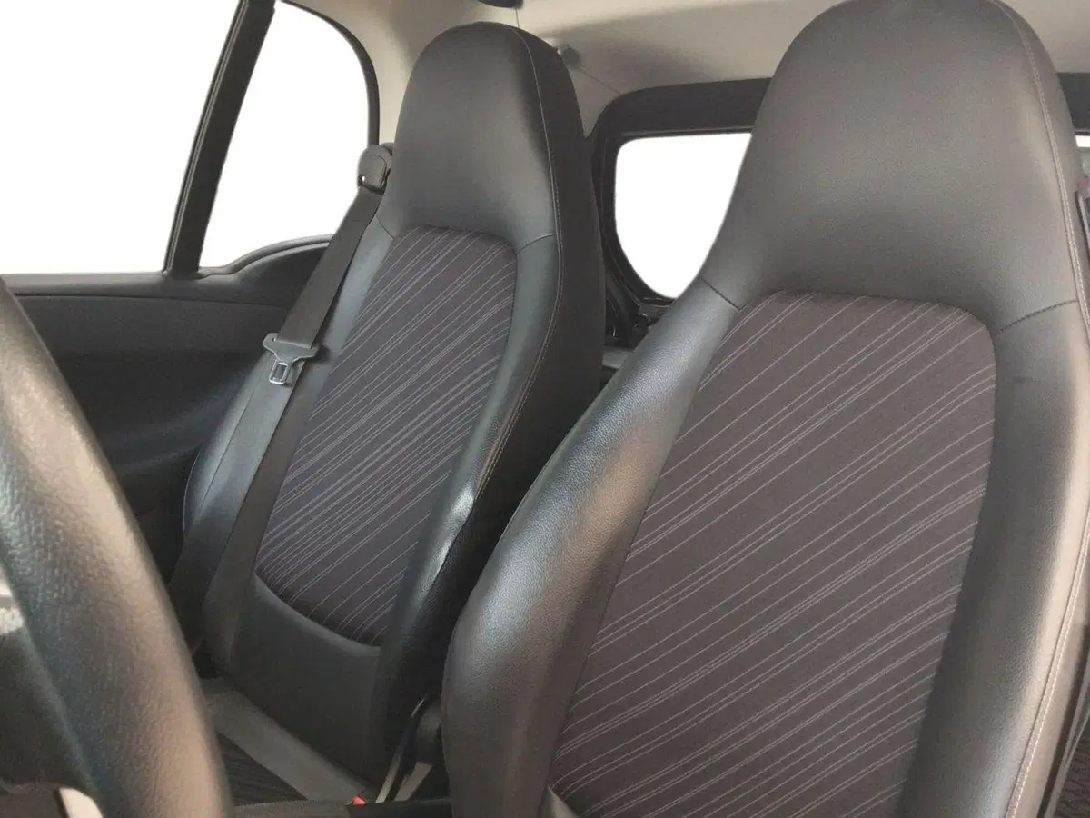 smart Fortwo usata a Roma (9)