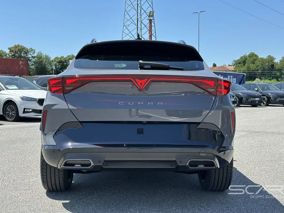 Cupra Formentor nuova a Livorno (6)
