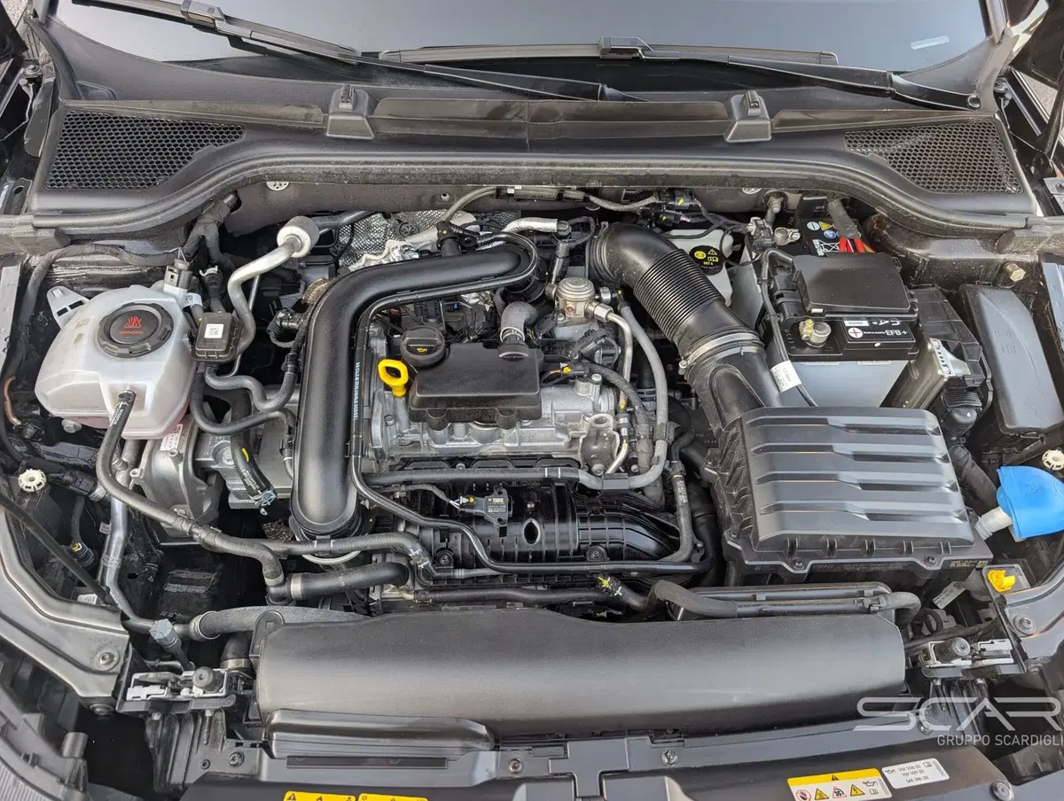 Skoda Kamiq usata a Livorno (17)