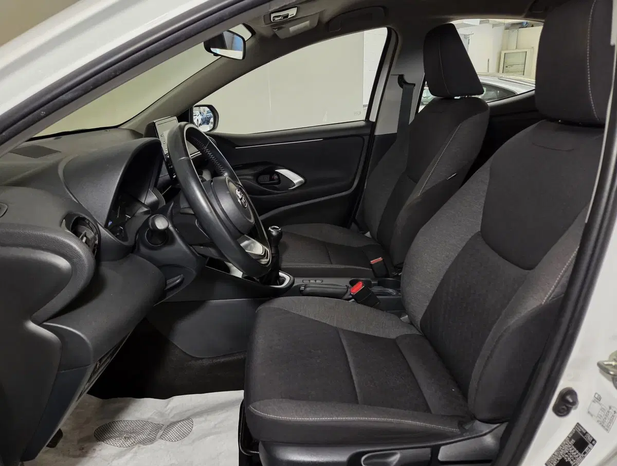 Toyota Yaris usata a Pavia (7)
