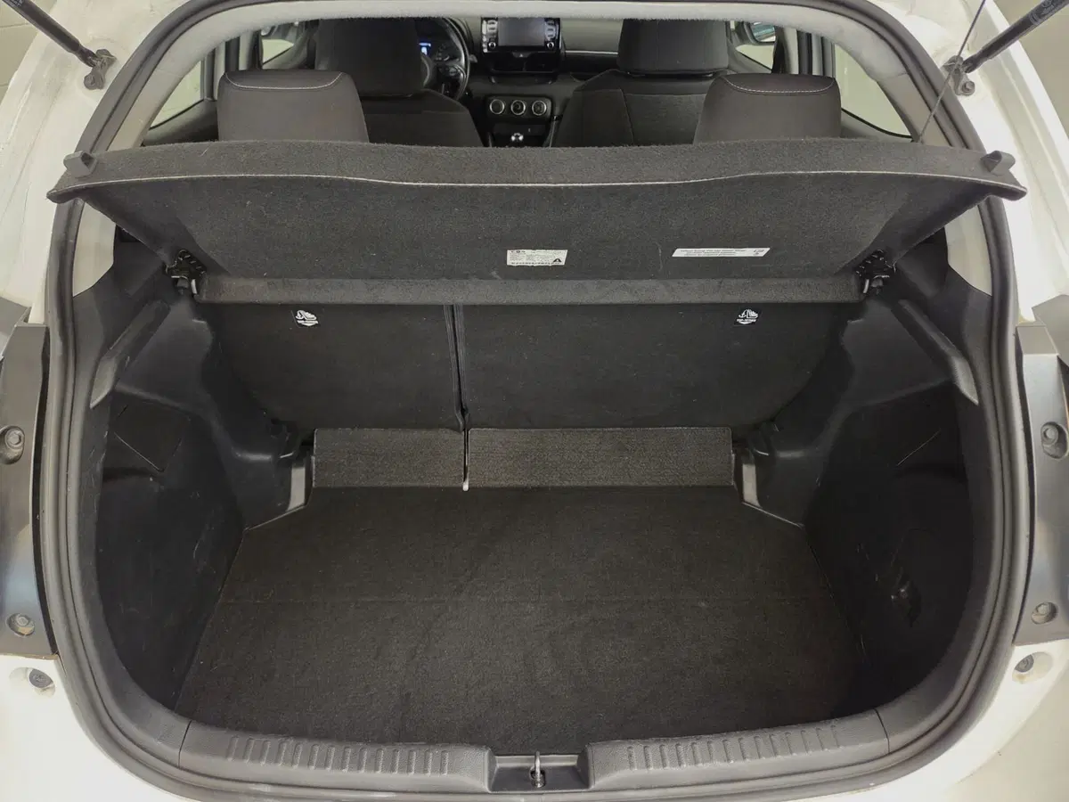 Toyota Yaris usata a Pavia (8)