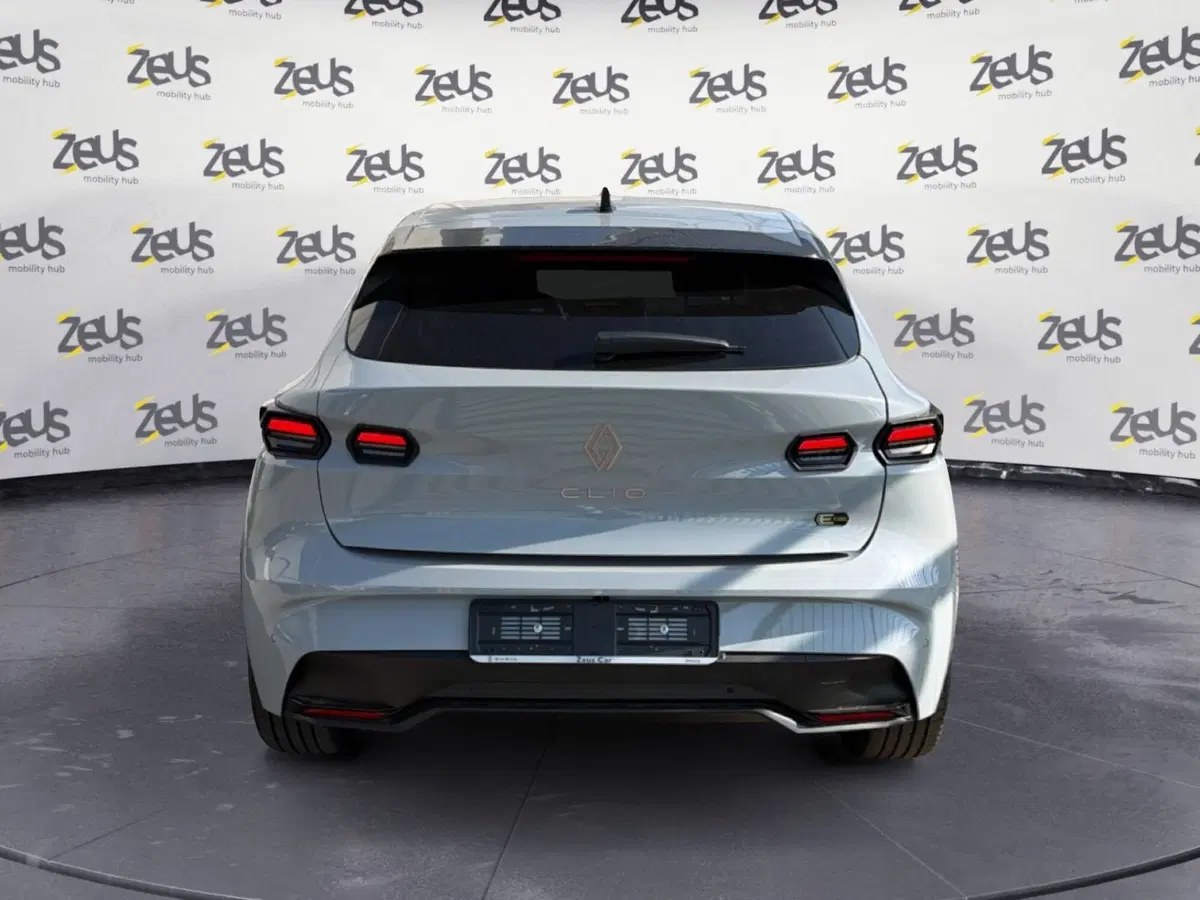 Renault Clio nuova a Bologna (5)