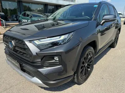 Toyota Rav4 vvt-ie h Adventure awd-i 222cv e-cvt del 2022 usata a Modena