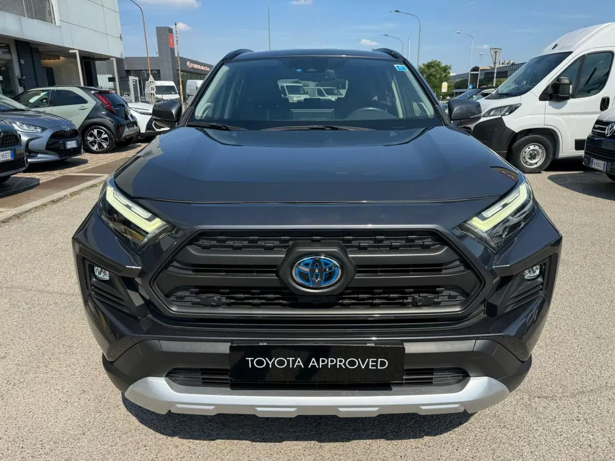 Toyota Rav4 usata a Modena (3)