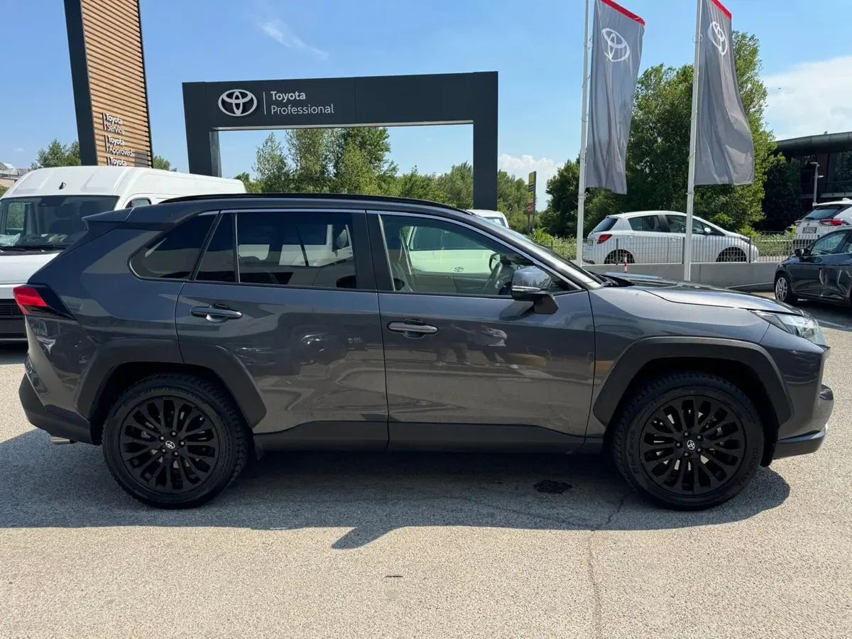 Toyota Rav4 usata a Modena (5)
