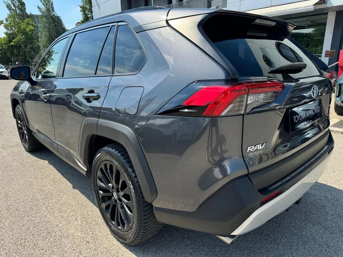 Toyota Rav4 usata a Modena (8)