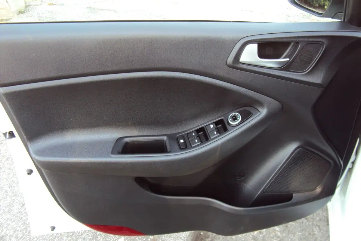 Hyundai i20 usata a Bologna (11)
