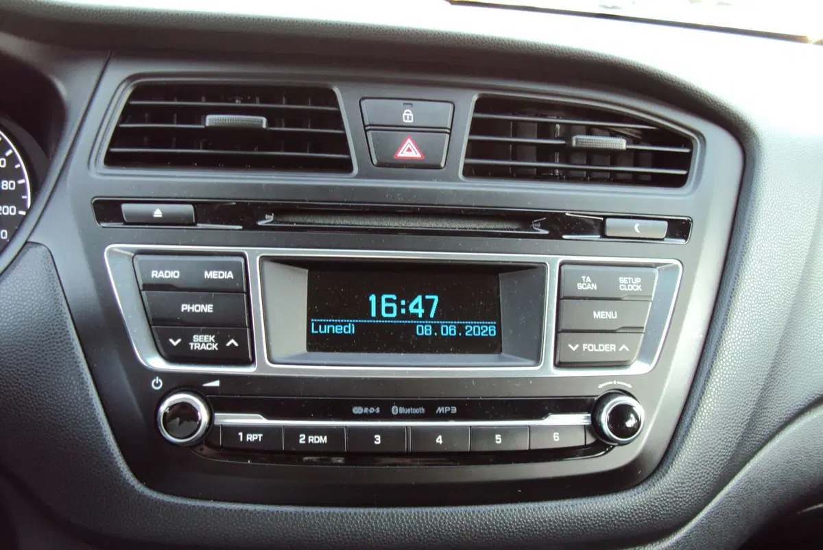 Hyundai i20 usata a Bologna (14)