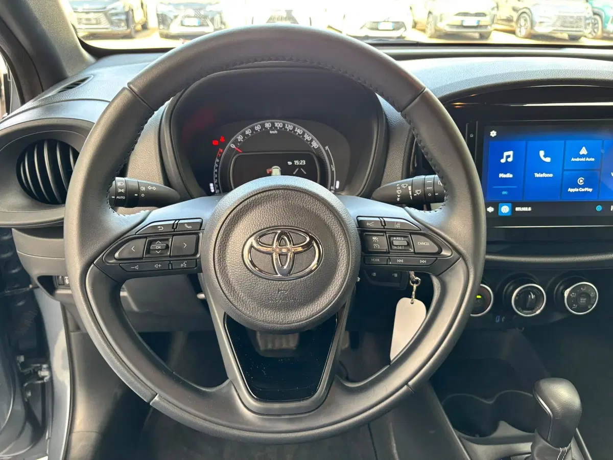 Toyota Aygo X usata a Modena (10)