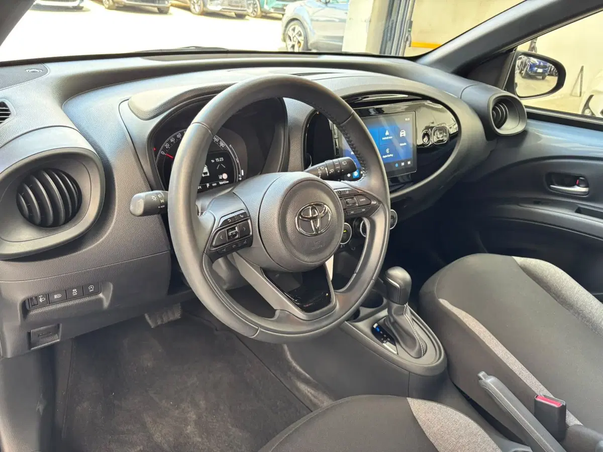 Toyota Aygo X usata a Modena (11)