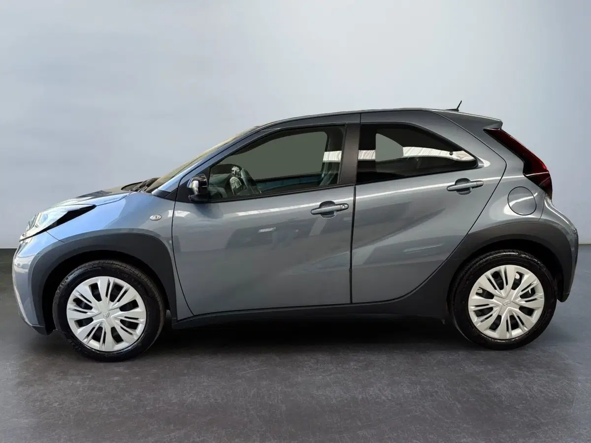 Toyota Aygo X usata a Modena (4)