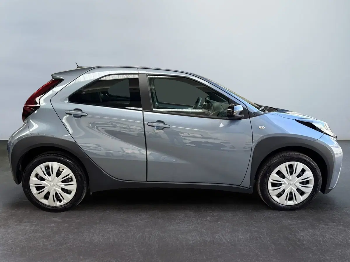 Toyota Aygo X usata a Modena (5)