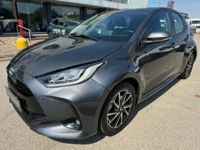 Toyota Yaris 1.5 Hybrid 5 porte Trend del 2022 usata a Modena