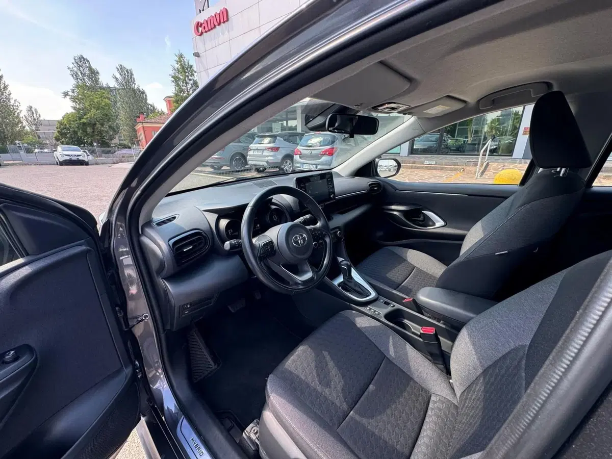 Toyota Yaris usata a Modena (12)