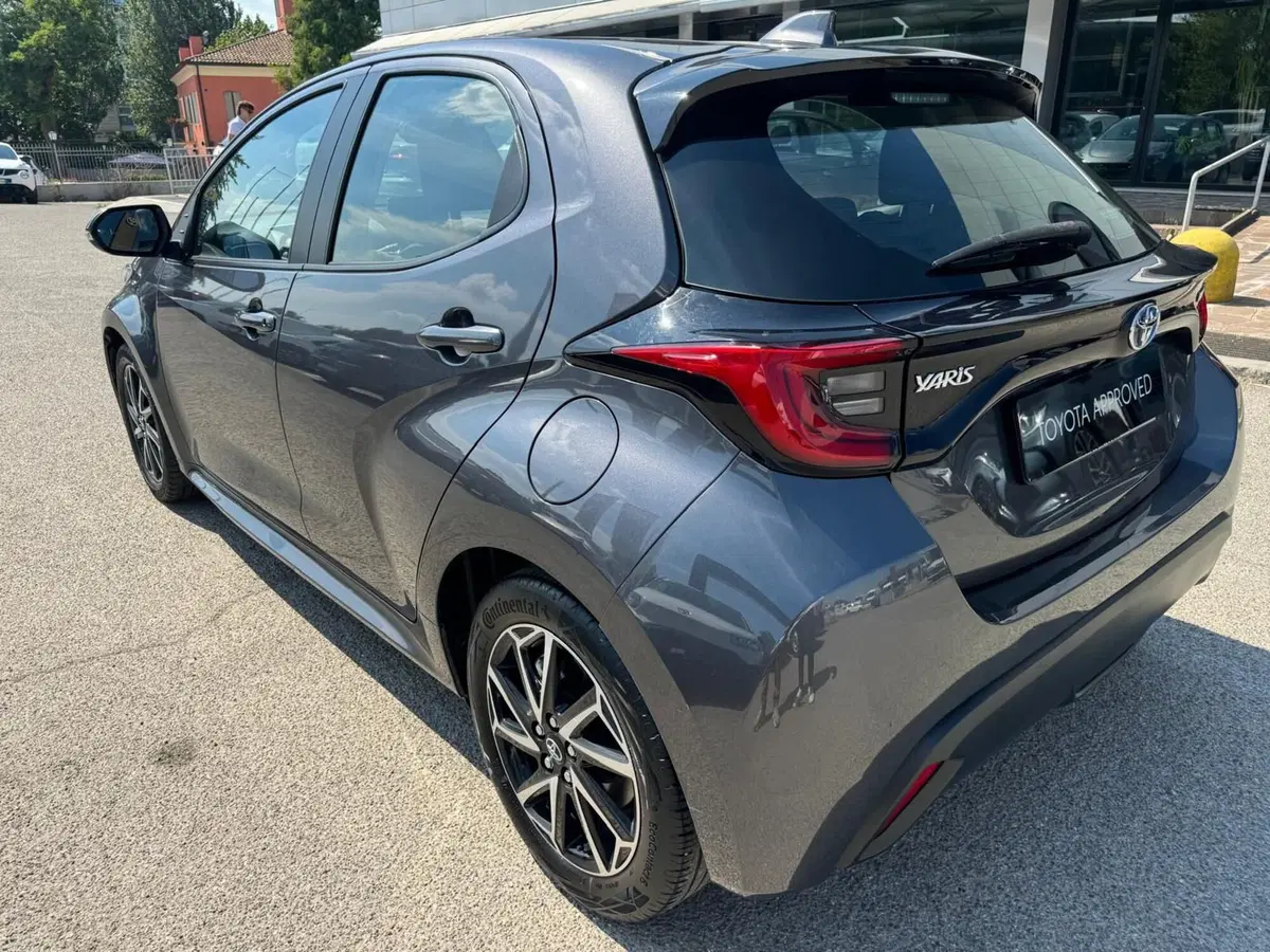 Toyota Yaris usata a Modena (8)