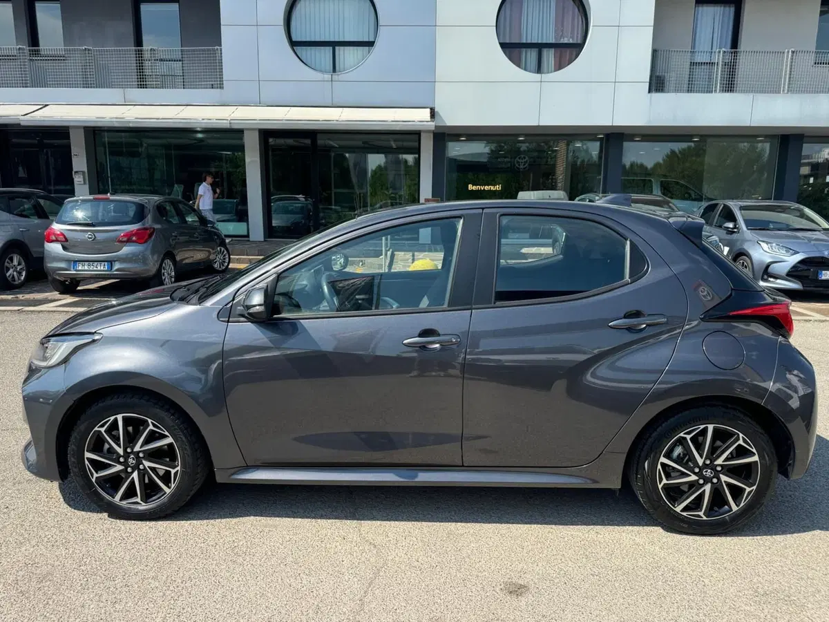 Toyota Yaris usata a Modena (9)