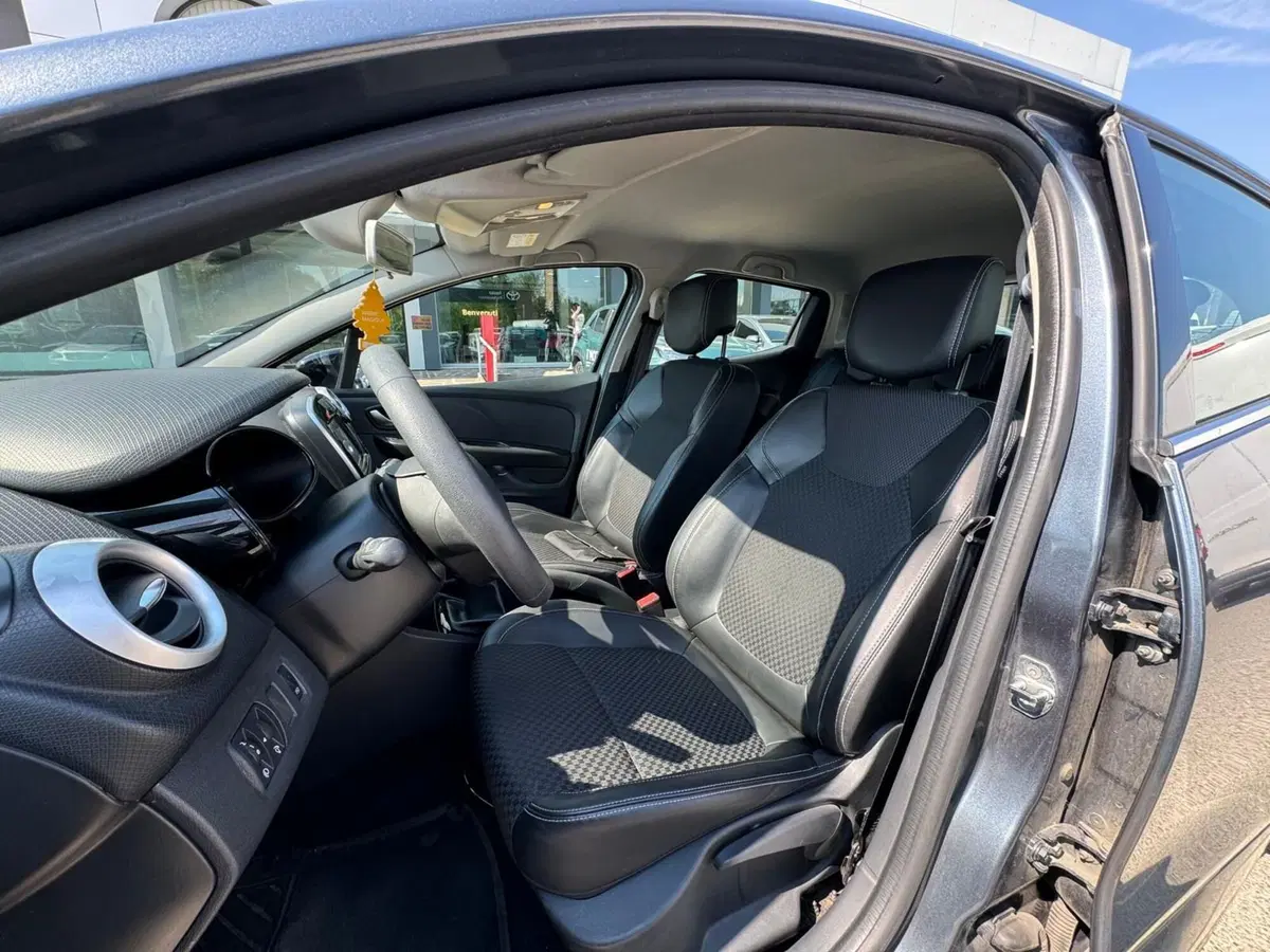 Renault Clio usata a Modena (12)