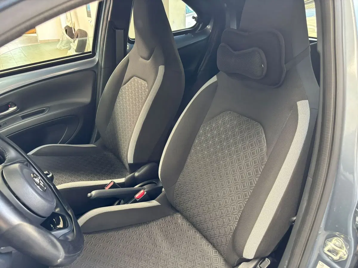 Toyota Aygo X usata a Modena (13)