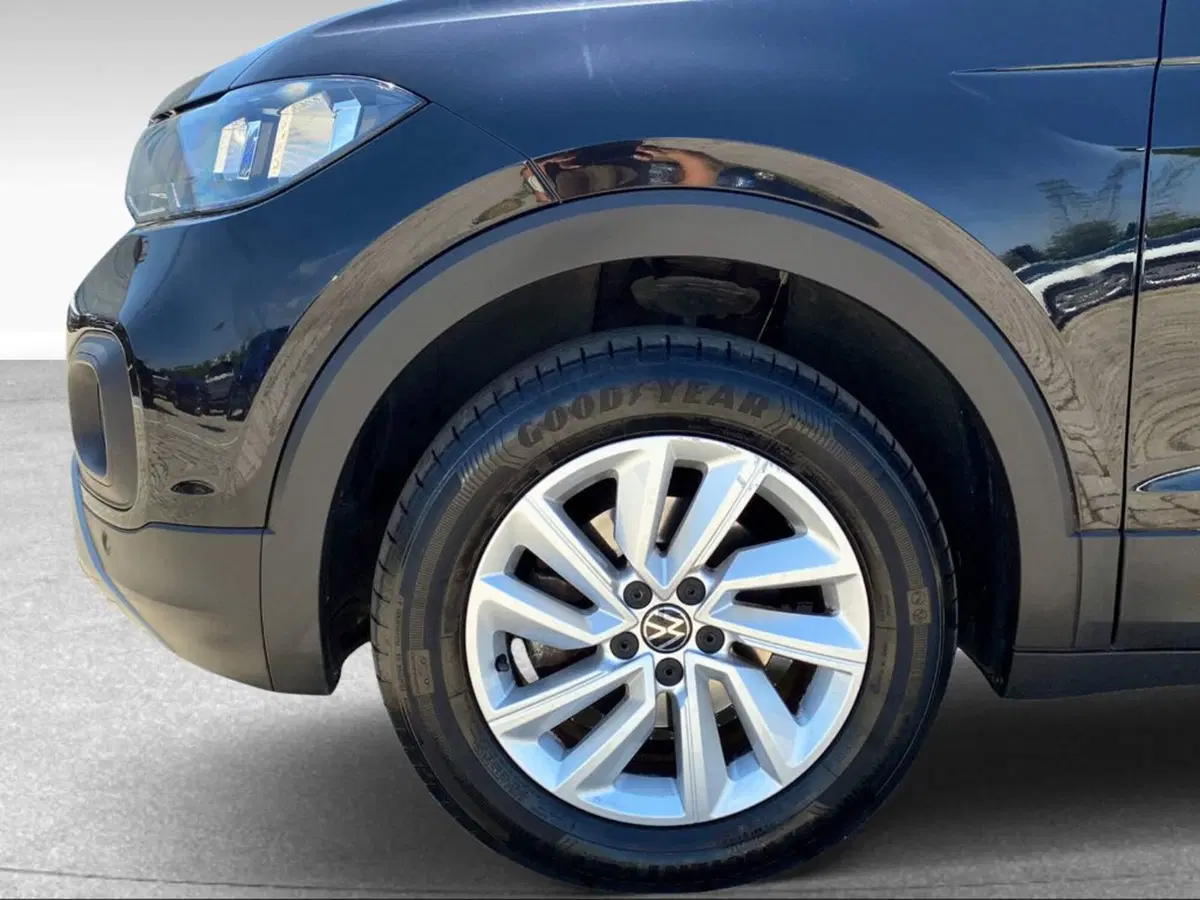 Volkswagen T-Cross usata a Livorno (15)