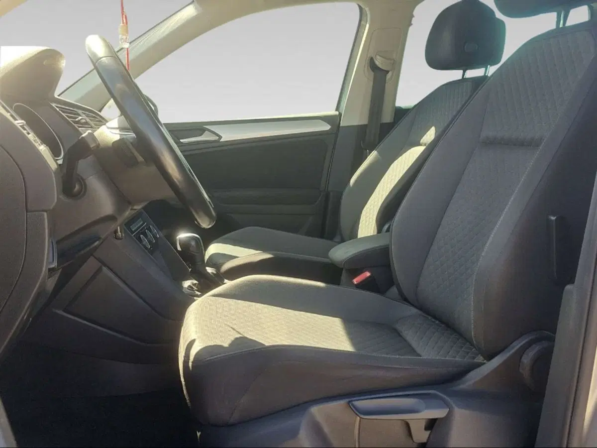 Volkswagen Tiguan usata a Livorno (10)