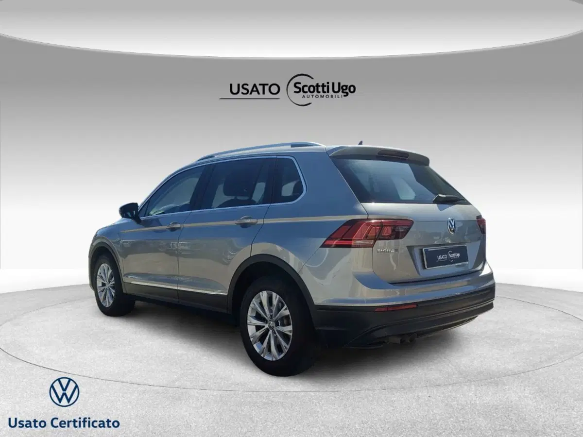 Volkswagen Tiguan usata a Livorno (4)