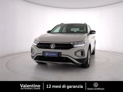 Volkswagen T-Roc 1.5 tsi Life del 2023 usata a Roma