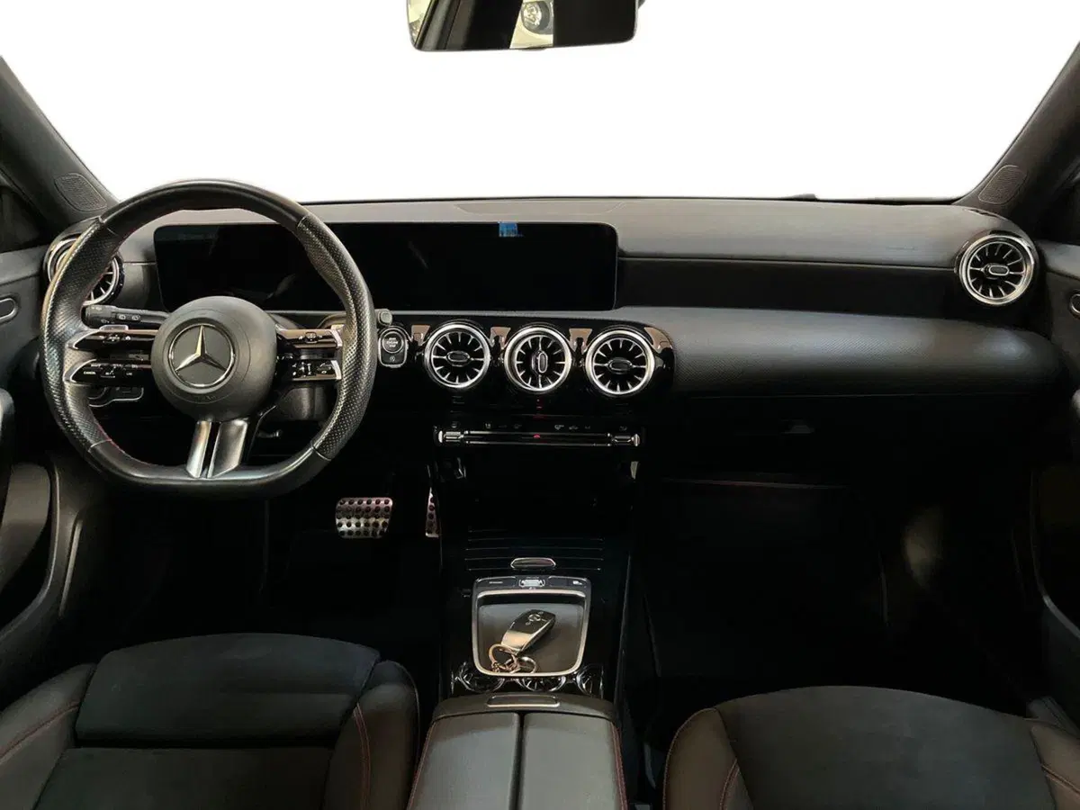 Mercedes-Benz Classe A usata a Lecce (8)
