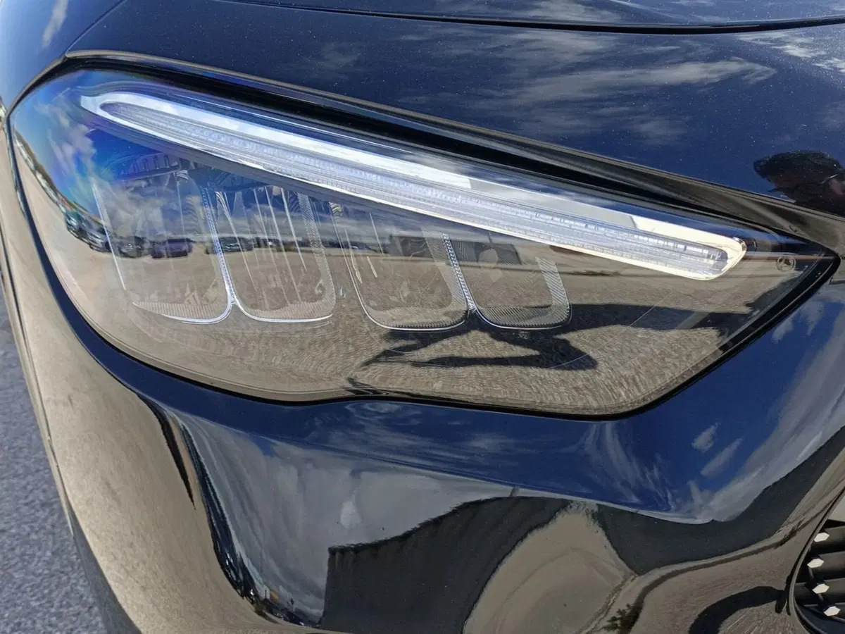 Mercedes-Benz GLA SUV usata a Bari (7)