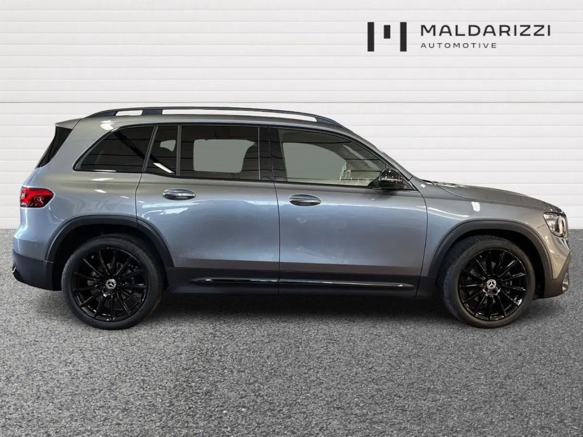 Mercedes-Benz GLB usata a Bari (5)