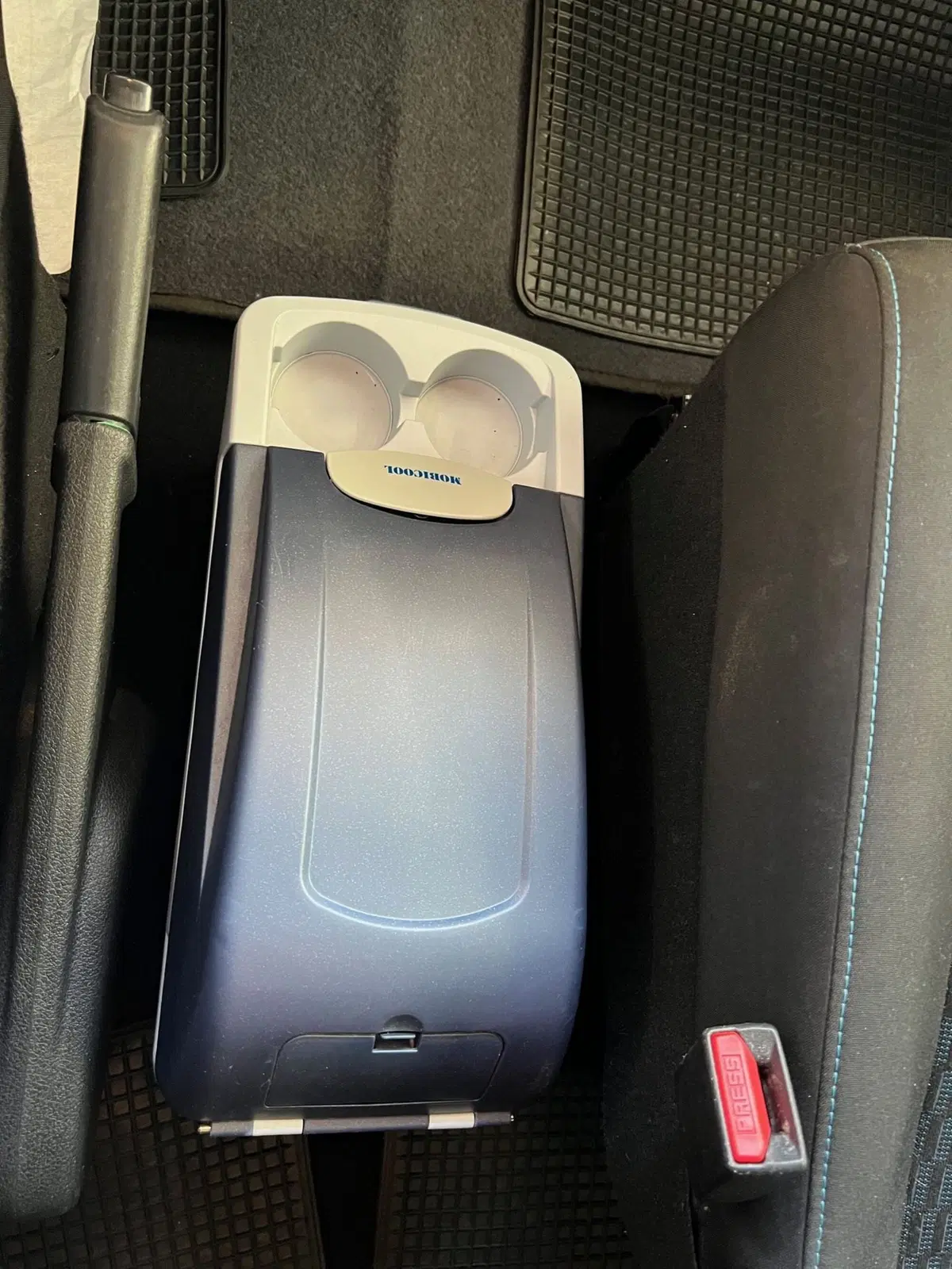 Peugeot Traveller usata a Bari (15)