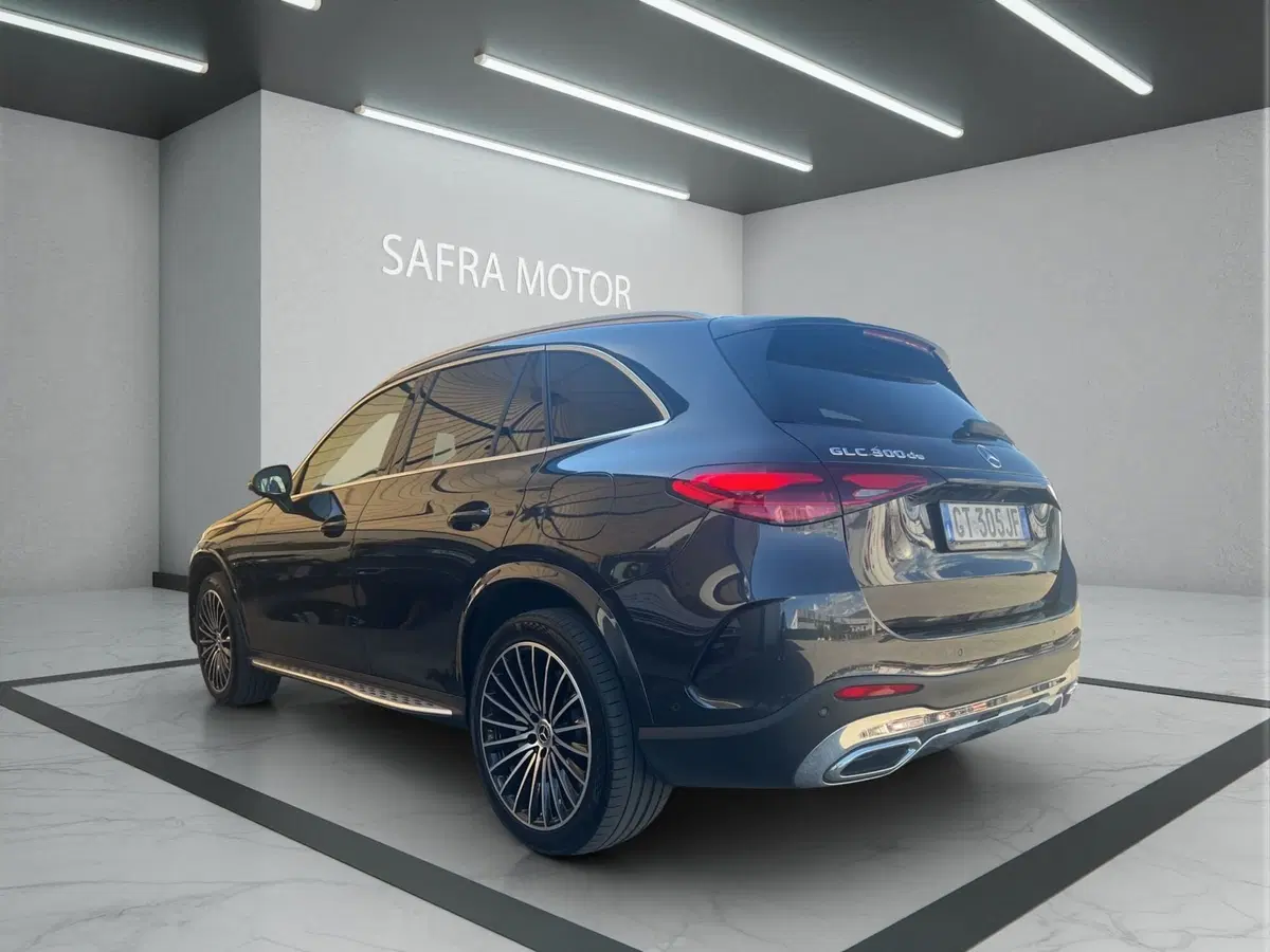 Mercedes-Benz GLC Coupé usata a Cosenza (4)