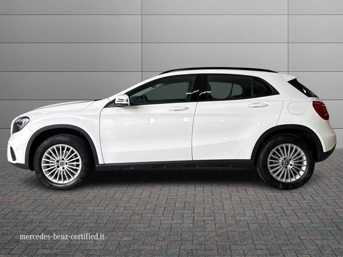 Mercedes-Benz GLA SUV usata a Rimini (2)
