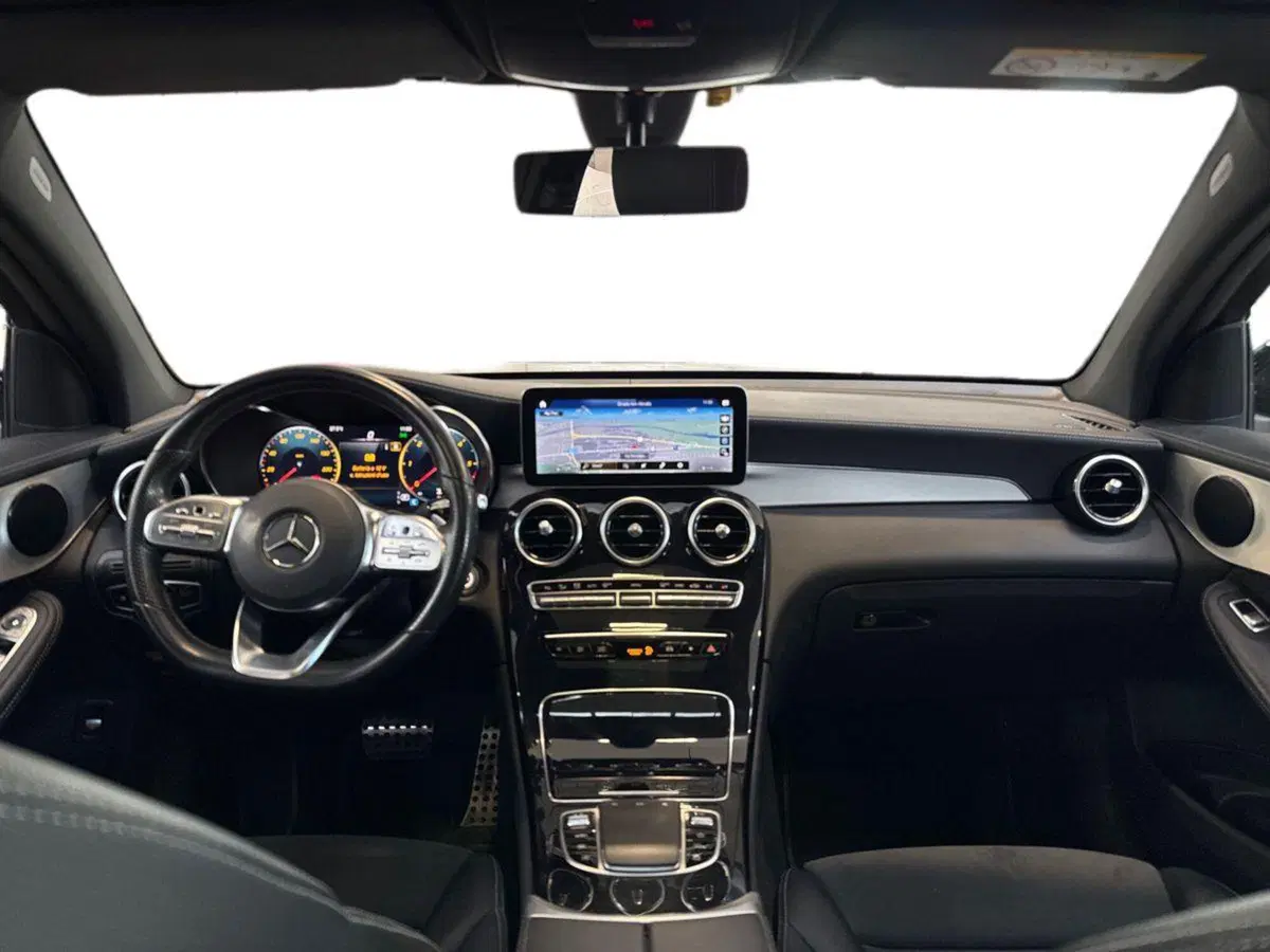Mercedes-Benz GLC Coupé usata a Ancona (10)