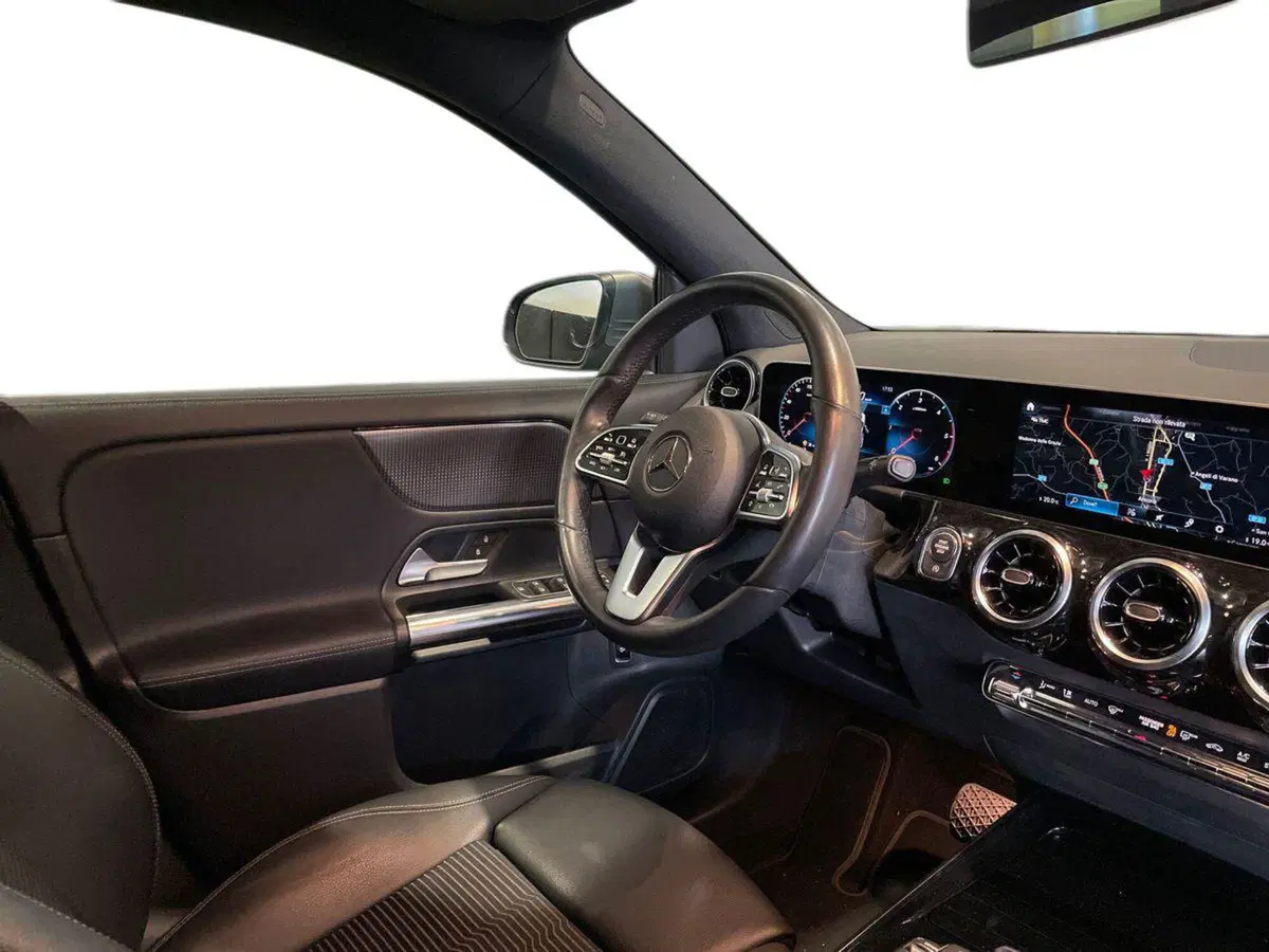 Mercedes-Benz GLA SUV usata a Ancona (12)