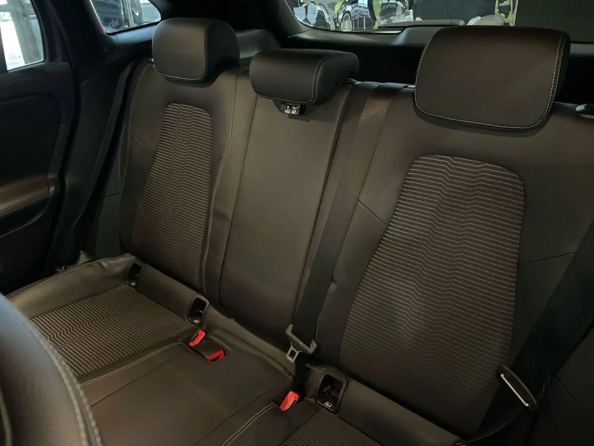 Mercedes-Benz GLA SUV usata a Ancona (13)