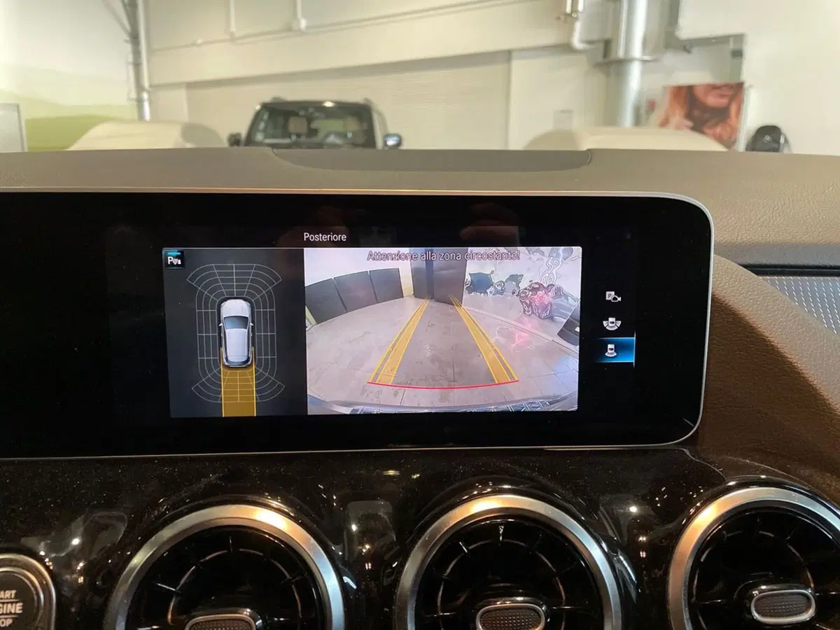 Mercedes-Benz GLA SUV usata a Ancona (18)
