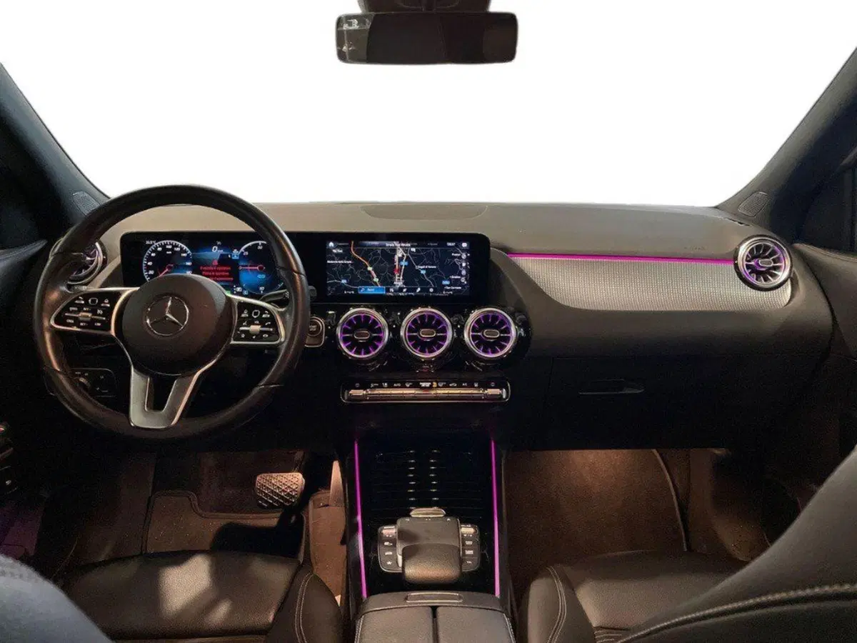 Mercedes-Benz EQA usata a Ancona (10)