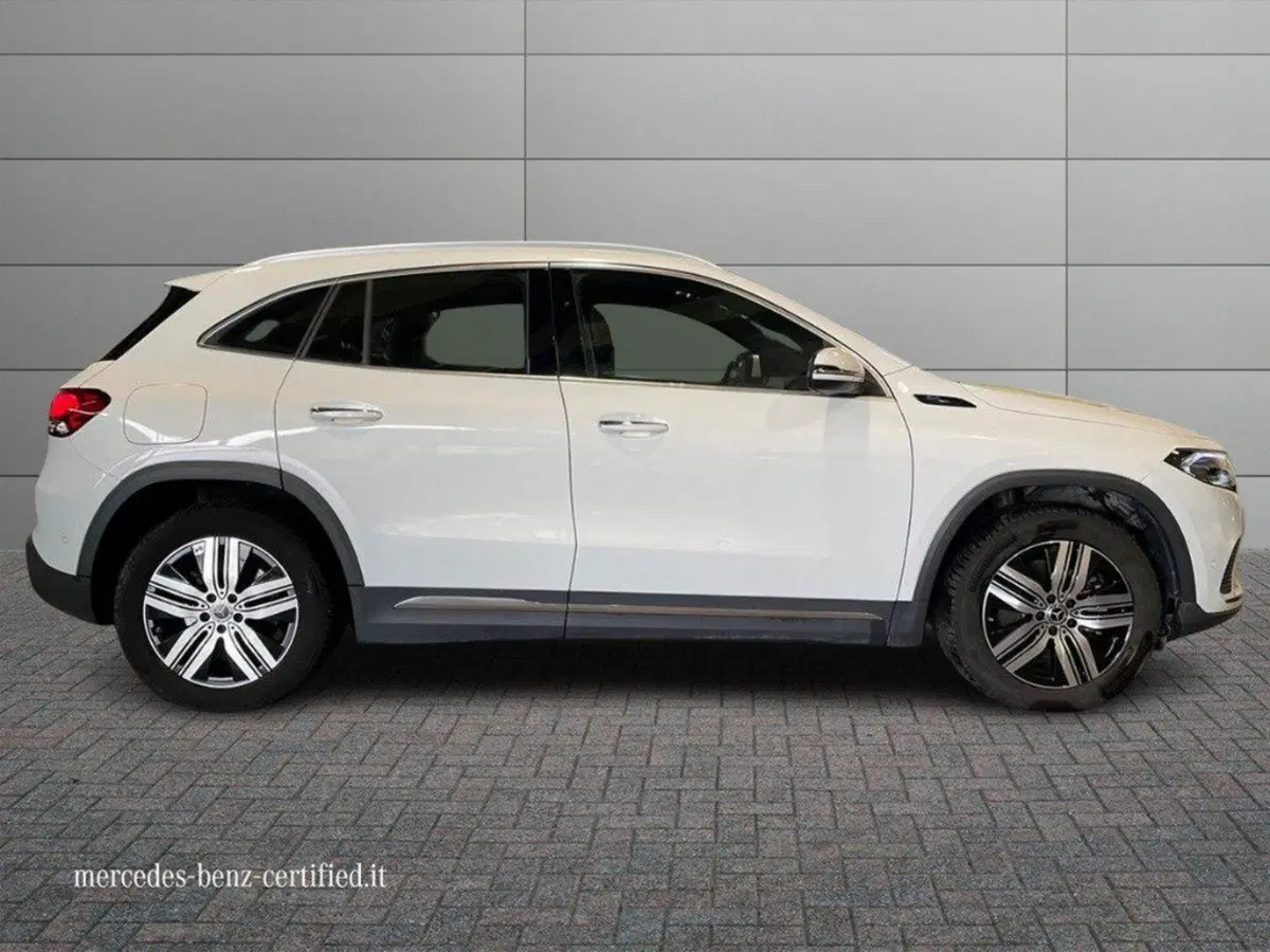 Mercedes-Benz EQA usata a Ancona (5)