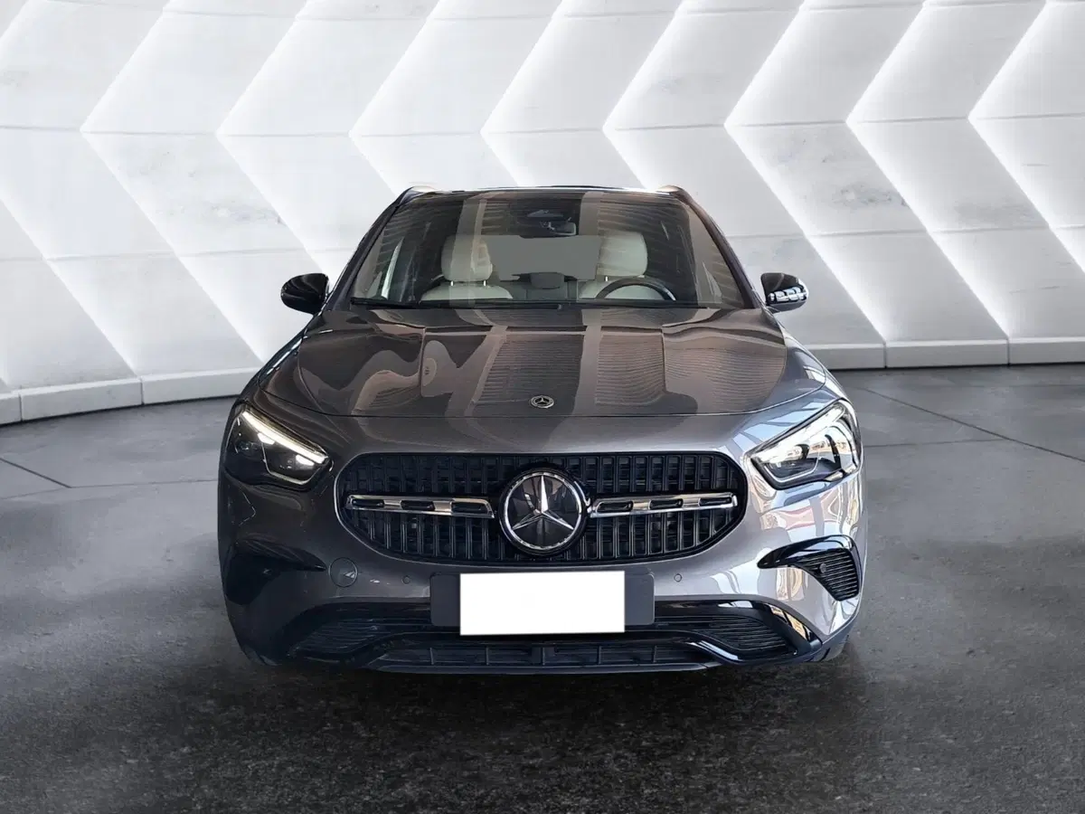 Mercedes-Benz GLA SUV usata a Salerno (2)