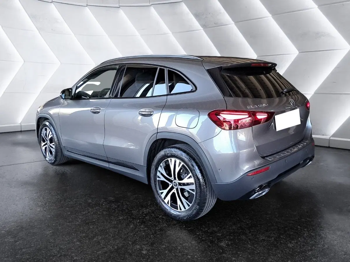 Mercedes-Benz GLA SUV usata a Salerno (6)