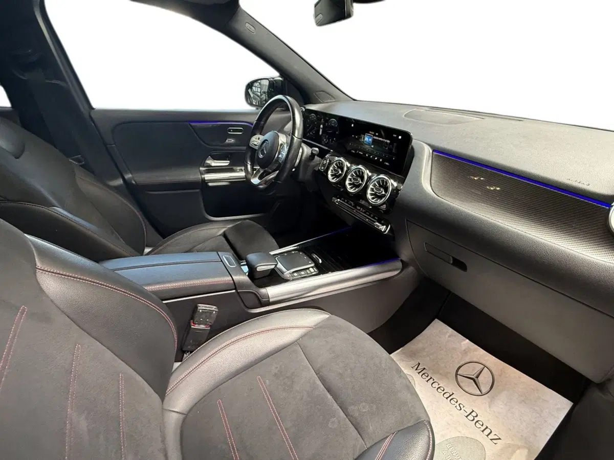 Mercedes-Benz GLA SUV usata a Napoli (13)