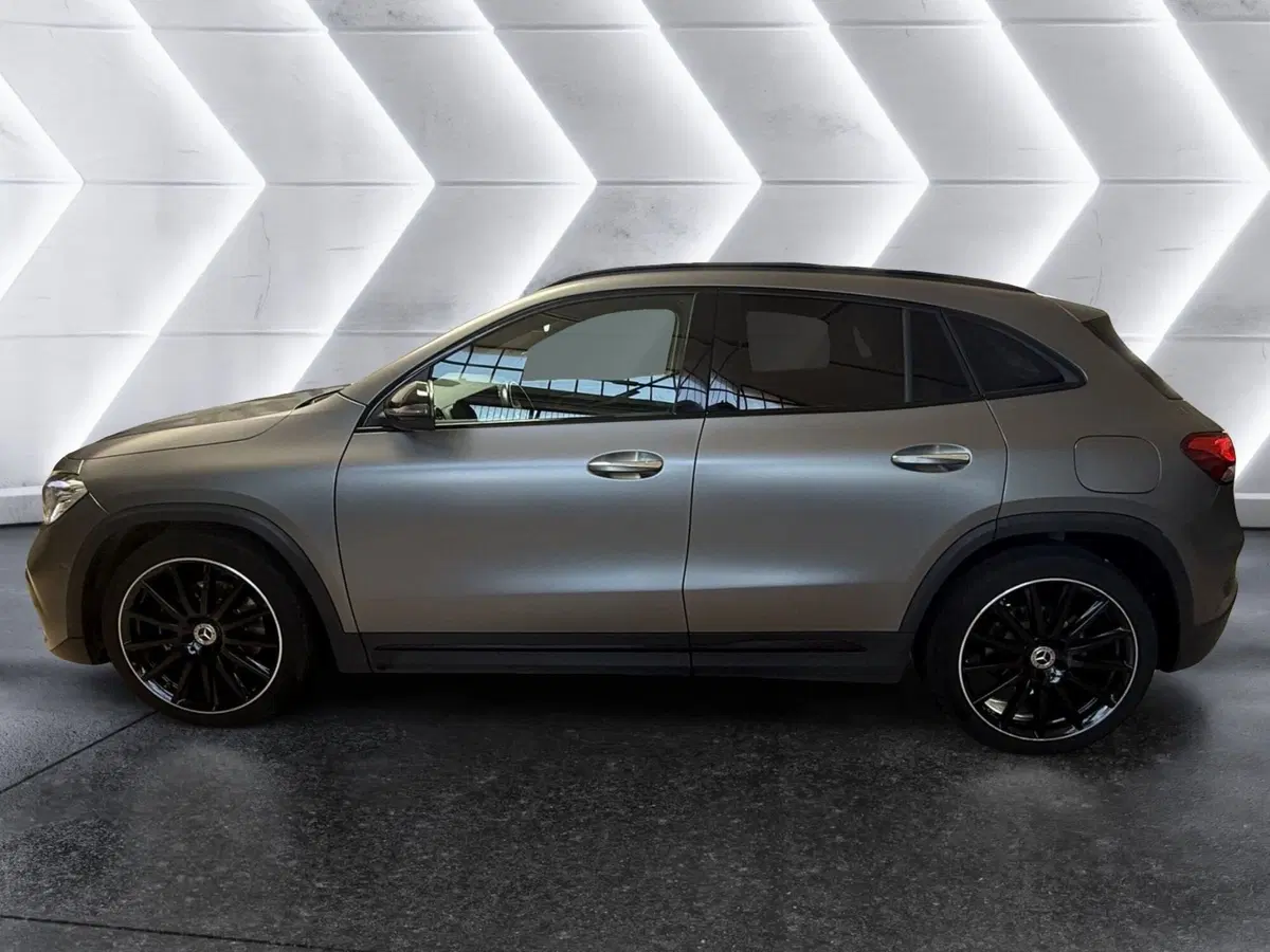 Mercedes-Benz GLA SUV usata a Napoli (4)