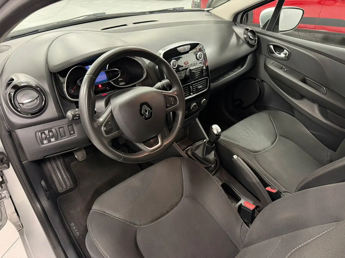 Renault Clio usata a Brescia (14)