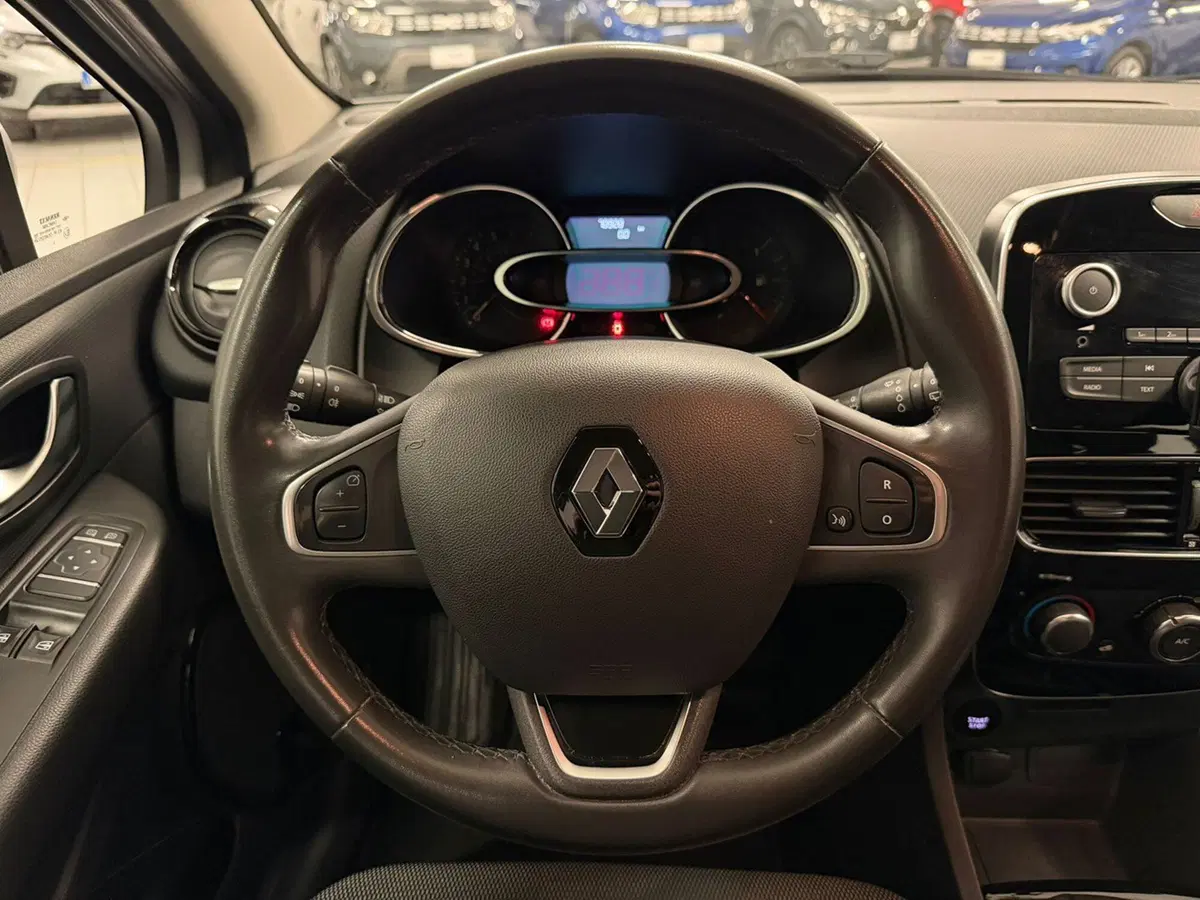 Renault Clio usata a Brescia (20)