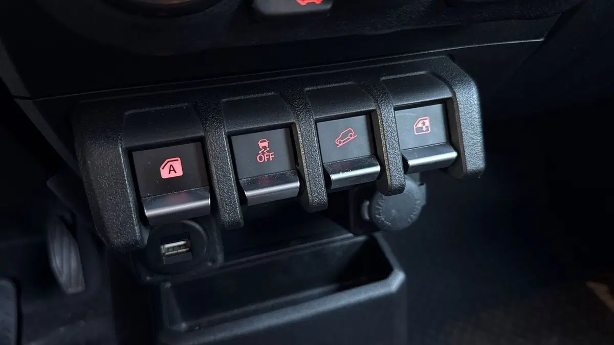 Suzuki Jimny usata a Treviso (11)