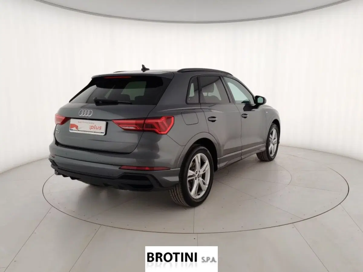 Audi Q3 Sportback usata a Massa-Carrara (3)