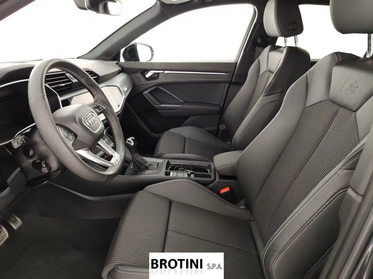 Audi Q3 Sportback usata a Massa-Carrara (7)
