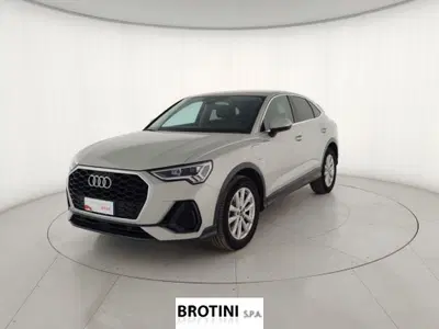 Audi Q3 Sportback 45 TFSI e S tronic Business Plus del 2023 usata a Massa
